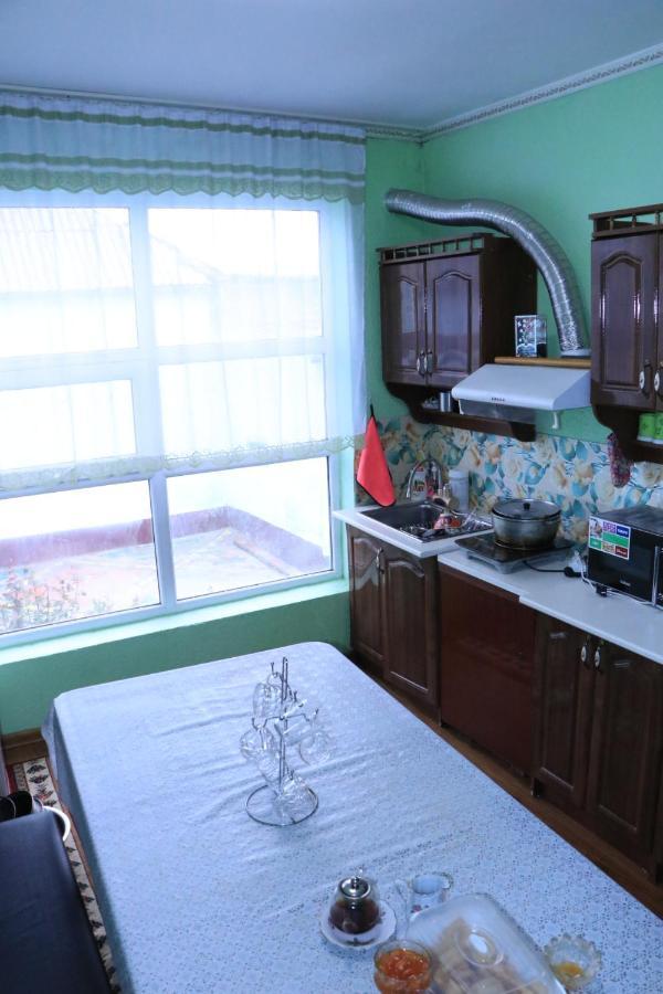 Guest House Oimo Balykchy Экстерьер фото