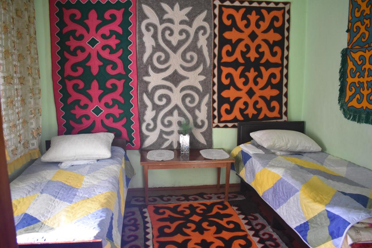 Guest House Oimo Balykchy Экстерьер фото